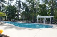 River Oaks Retreat Pools & King Bed - B&B Myrtle Beach