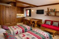 Chalet Scoiattolo Residence Sussy - B&B Falcade