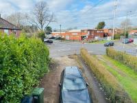 Charming 2BR House, Free Parking, Long Stay - Ferienwohnung Warwick