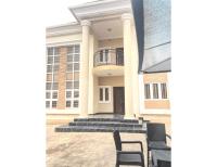 Spacious house with constant electricity and game - B&B Ibadan