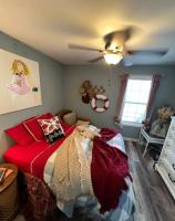 Cozy Rustic Charming Room - B&B Gainesville