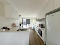 Brand New Elegant 4BR Retreat Home w Backyard - B&B Auckland