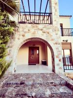 Villa Nelly with Private Pool in Plaka just 2 min Drive to Almyrida Beach - B&B Pláka