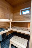 2ndhomes 2BR apartment with sauna and stunning balcony - Chambres d'hôtes Helsinki