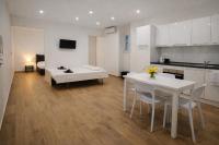 Maison TRENCA - fully equiped apartment - B&B Menton