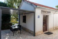 Apartments Dorijan with Pool - Ferienwohnung Matulji