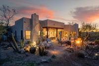 6 Hole Golf Hot Tub PoolMore Featured on TV show Staycation - Chambres d’hôtes Anthem