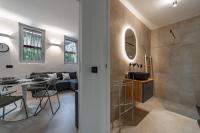 9 min Walk from Porta Nuova, Design and Elegance - B&B Milano