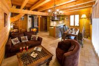 Chalet mit 2 Schlafzimmern mit Whirlpool