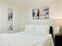Standard Double Room with Shared Bathroom