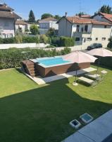 Apartment with Pool e Private Garage - Casa Holyvia Orange - Ferienwohnung Desenzano del Garda