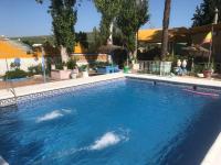 Casa para Grupos en Lucena Piscina Privada y Barbacoa 14 personas - Chambres d'hôtes Lucena