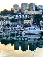 Harbour and Seaview Apartment-Walk everywhere - B&B Torquay