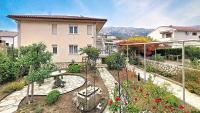 Apartment Zic Vesna - 350 m from the Beach - Bed and Breakfast Baška