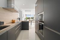 Stylish 2-Bedroom Apartment in Alcazaba Lagoon RDR529 - B&B Estepona