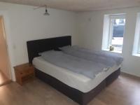 Stor lejlighed ved togstation - B&B Viborg