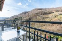 Vista Montagne - Accogliente Bilocale - Bed and Breakfast Serina
