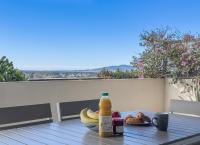 L'Astrolabe, Magnifique vue mer , clim , parking - Bed and Breakfast La Londe-les-Maures