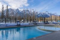 Brand New Canmore Condo by Canadian Rockies Vacation Rentals - Chambres d'hôtes Canmore
