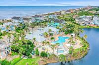 Dog-friendly lakefront condo with pools, hot tub, gym, game room & beach access - Bed and Breakfast Palm Coast