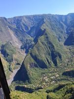 L'Escapade des Hauts location saisonnière avec jacuzzi - Chambres d’hôtes Le Tampon