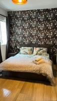 Airport Accommodation Bedroom with your own private Bathroom Self Check In and Self Check Out Air-condition Included - Chambres d'hôtes Mqabba