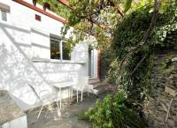 Loft céntrico de diseño en Cadaqués con patio - B&B Cadaqués