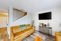 Cozy Spacious Home with Private Backyard and Patio, near shopping - Chambres d'hôtes Jacksonville
