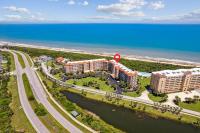 Oceanfront condo,beach access, heated pool, tennis courts - Bed and Breakfast Palm Coast