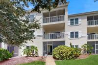 Dog-friendly vacation home close to the beach with pool & screened porch - Bed and Breakfast Saint Augustine