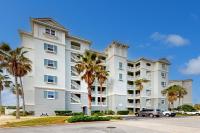 Second Floor, Dog-Friendly Condo with Shared Pool, High-Speed WiFi, & Central AC - Bed and Breakfast Palm Coast