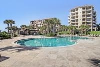 Oceanfront condo with panoramic views, shared pool, and private washer & dryer - B&B Fernandina Beach