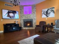 10 Beds Saratoga Luxury Retreat, In-Ground Heated Pool, HotTub By Track-Town-Golf-Ski - B&B Saratoga Springs