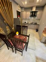 EvoMark 1 Bed Luxe Appartment Bahria Town LHR - B&B Lahore