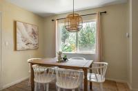 Light & Airy by Coastline Vacation Rentals - B&B San Diego