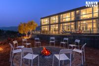 StayVista at Crimson Bleu - BBQ, Bonfire & Pet Friendly - B&B Pune