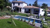 Le Saint Jacques - B&B Nans-les-Pins