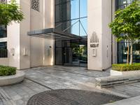 Blissful Stays - Luxury Two Bedroom Apartment at ACT Tower 2, Boulevard, Burj Khalifa, Pool, Near Dubai Mall - Bed and Breakfast Dubai