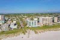 Modern oceanfront condo with outdoor pool, balcony, & washer/dryer - Bed and Breakfast Jacksonville Beach
