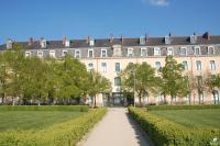 Super appartement aux portes du jardin des plantes - Chambres d'hôtes Vitré