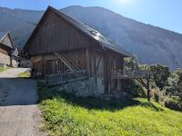 Grange de Marius - Authentique grange savoyarde - B&B Albiez-Montrond