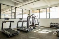 Executive Suite 1BR in Kilimani WIFI, Netflix,Free Parking, Equipped GYM, CITY VIEWS - Chambres d'hôtes Nairobi