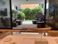 Sandy Paws and Salty Zoomies - B&B Huskisson