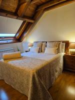 CAMBRA APARTAMENT, Dúplex acogedor en el coraón de El Pont de Suert - B&B el Pont de Suert