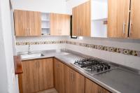 Newly remodeled house a block away from the park - B&B San Luis
