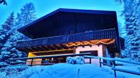 Chalet Alpl - Ferienwohnung Waldblick mit Sauna, Kamin & Whirlwanne - B&B Hochrindl