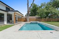 Heated Pool Urban Retreat near Downtown Dallas - B&B Dallas