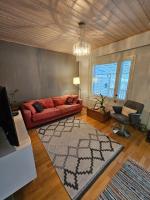 Kotoisa rivitalokaksio Lammilla & easy check in - B&B Lammi