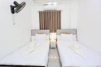 One-Bedroom Apartment with Pool View