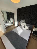 Cat home stay - B&B Aberdeen